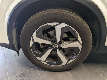 Photo 19 du bon plan NISSAN Qashqai 1.3 Mild Hybrid 140ch N-Connecta 2022 occasion à 21990 €