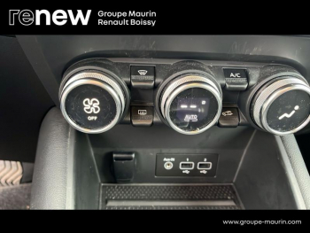Photo 29 du bon plan RENAULT Captur 1.6 E-Tech Plug-in 160ch Intens occasion à 14700 €