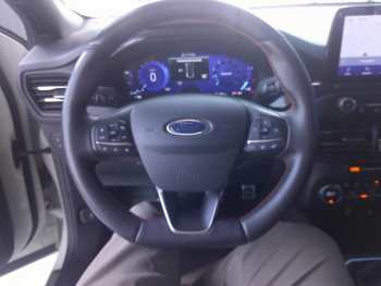 Photo 4 du bon plan FORD Focus 1.0 EcoBoost 125ch mHEV ST-Line X occasion à 18901 €