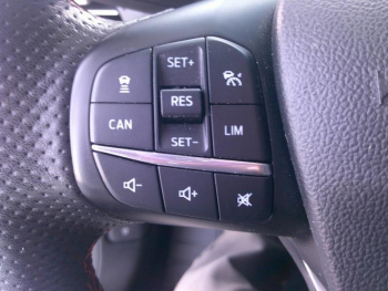 Photo 12 du bon plan FORD Focus 1.0 EcoBoost 125ch mHEV ST-Line X occasion à 18901 €