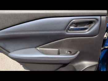 Photo 12 du bon plan NISSAN Qashqai e-POWER 190ch Tekna+ 2022 occasion à 29990 €
