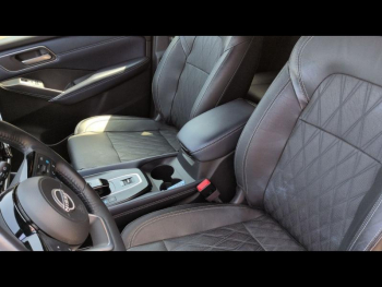 Photo 28 du bon plan NISSAN Qashqai e-POWER 190ch Tekna+ 2022 occasion à 29990 €