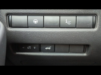 Photo 34 du bon plan NISSAN Qashqai e-POWER 190ch Tekna+ 2022 occasion à 29990 €