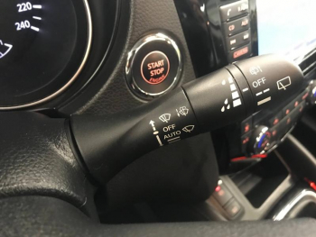 Photo 15 du bon plan NISSAN Qashqai 1.3 DIG-T 140ch N-Connecta Euro6d-T occasion à 10990 €
