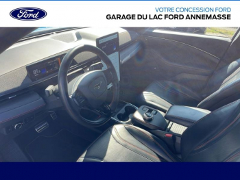 Photo 6 du bon plan FORD Mustang Mach-E 351ch Extended Range 99kWh Premium AWD occasion à 38590 €