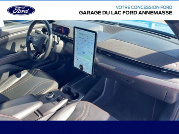 Photo 32 du bon plan FORD Mustang Mach-E 351ch Extended Range 99kWh Premium AWD occasion à 38590 €