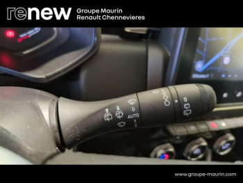 Photo 21 du bon plan RENAULT Clio 1.6 E-Tech full hybrid 145 Evolution occasion à 15490 €