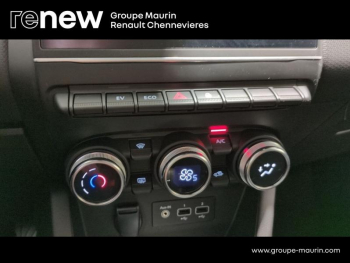 Photo 23 du bon plan RENAULT Clio 1.6 E-Tech full hybrid 145 Evolution occasion à 15490 €