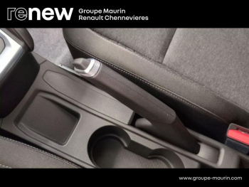 Photo 27 du bon plan RENAULT Clio 1.6 E-Tech full hybrid 145 Evolution occasion à 15490 €