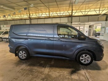 Photo 6 du bon plan FORD Transit Custom Fg VUL 300 L1H1 2.0 EcoBlue 136ch Limited BVA8 occasion à 30890 €