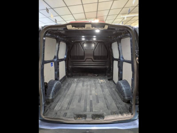 Photo 18 du bon plan FORD Transit Custom Fg VUL 300 L1H1 2.0 EcoBlue 136ch Limited BVA8 occasion à 30890 €