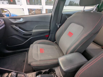 Photo 27 du bon plan FORD Fiesta 1.0 Flexifuel e85 ethanol 95ch ST-Line 5p occasion à 14294 €
