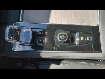 Photo 15 du bon plan VOLVO XC90 T8 AWD 310 + 145ch Ultra Style Dark Geartronic occasion à 101900 €