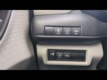 Photo 12 du bon plan SUZUKI Swift 1.2 Hybrid 83ch Pack Auto occasion à 20880 €
