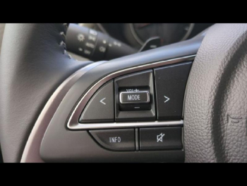 Photo 15 du bon plan SUZUKI Swift 1.2 Hybrid 83ch Pack Auto occasion à 20880 €