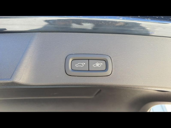 Photo 9 du bon plan VOLVO XC40 B3 163ch Lounge Edition DCT 7 occasion à 43910 €