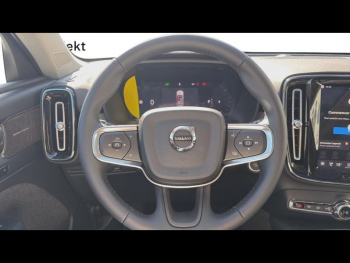 Photo 18 du bon plan VOLVO XC40 B3 163ch Lounge Edition DCT 7 occasion à 43910 €