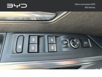 Photo 25 du bon plan PEUGEOT 3008 Electrique 210ch Batterie 73 kWh GT occasion à 29990 €