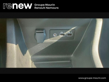 Photo 26 du bon plan RENAULT Clio 1.6 E-Tech 145ch full hybrid Evolution occasion à 16850 €