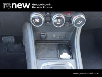 Photo 26 du bon plan RENAULT Captur 1.6 E-Tech hybride 145ch Intens occasion à 17500 €