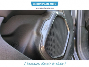 Photo 18 du bon plan JEEP Renegade 1.3 GSE T4 240ch 4xe S AT6 occasion à 19290 €