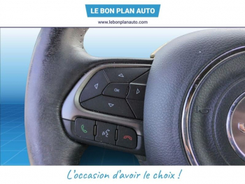 Photo 23 du bon plan JEEP Renegade 1.3 GSE T4 240ch 4xe S AT6 occasion à 19290 €