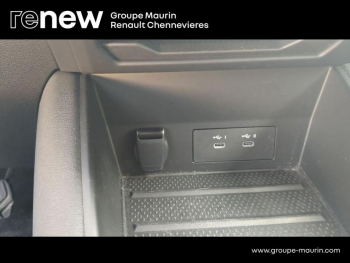 Photo 29 du bon plan RENAULT SYMBIOZ 1.6 E-Tech full hybrid 145ch Iconic occasion à 27999 €