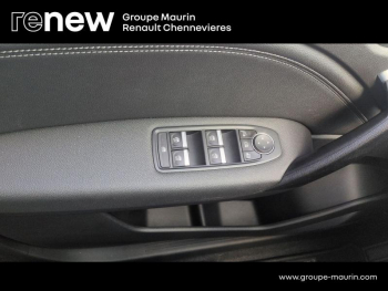 Photo 23 du bon plan RENAULT Captur 1.6 E-Tech hybride 145ch Techno occasion à 21999 €