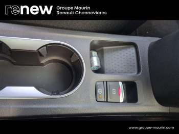 Photo 24 du bon plan RENAULT Captur 1.6 E-Tech hybride 145ch Techno occasion à 21999 €