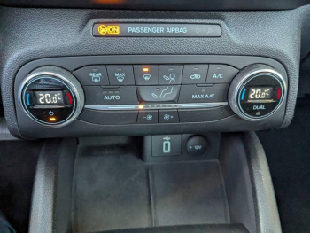 Photo 11 du bon plan FORD Focus Active 1.5 EcoBoost 150ch Active V BVA 119g occasion à 18490 €