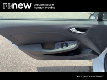 Photo 15 du bon plan RENAULT Clio 1.0 TCe 100ch Evolution GPL occasion à 11500 €
