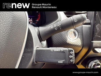 Photo 27 du bon plan RENAULT Captur 1.3 TCe mild hybrid 160ch RS Line EDC occasion à 21490 €