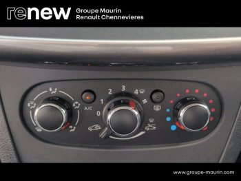Photo 26 du bon plan DACIA Sandero 0.9 TCe 90ch Stepway occasion à 7999 €