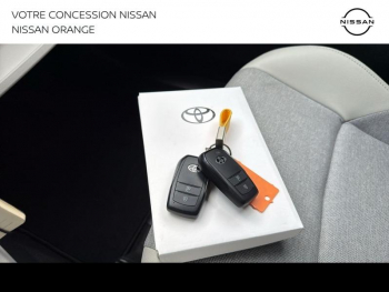 Photo 24 du bon plan TOYOTA Yaris 116h Design 5p MY22 occasion à 18499 €