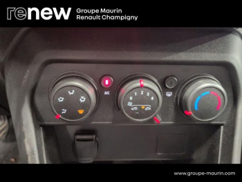 Photo 21 du bon plan DACIA Sandero 1.0 TCe 90ch Stepway Confort CVT -22 occasion à 14999 €