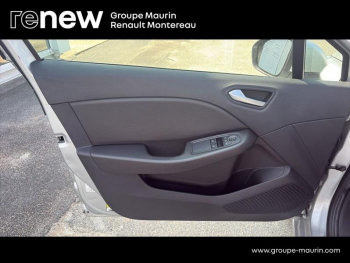 Photo 21 du bon plan RENAULT Clio 1.0 TCe 100ch Business occasion à 10490 €