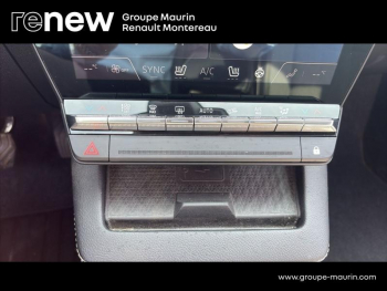 Photo 30 du bon plan RENAULT Megane E-Tech Electric EV60 220ch Techno super charge occasion à 22900 €