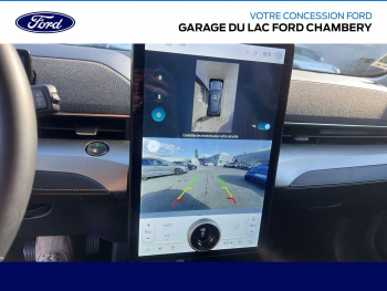 Photo 18 du bon plan FORD Mustang Mach-E 269ch Standard Range 76kWh AWD 9cv occasion à 29990 €