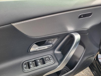 Photo 21 du bon plan MERCEDES-BENZ Classe A 200 d 150ch Progressive Line 8G-DCT occasion à 25990 €