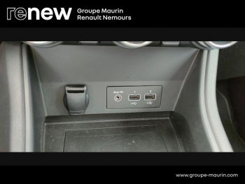 Photo 26 du bon plan RENAULT Captur 1.6 E-Tech hybride 145ch Business occasion à 15890 €