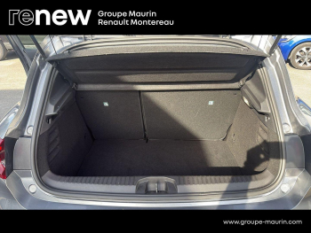 Photo 13 du bon plan RENAULT Clio 1.6 E-Tech 145ch full hybrid Techno occasion à 17490 €