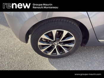 Photo 16 du bon plan RENAULT Clio 1.6 E-Tech 145ch full hybrid Techno occasion à 17490 €