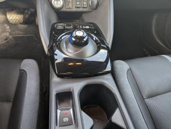 Photo 18 du bon plan NISSAN Leaf 215ch 62kWh 3.Zero e+ occasion à 14490 €