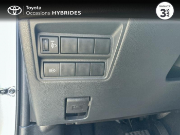 Photo 22 du bon plan TOYOTA Yaris Cross 116h Design MY22 occasion à 23990 €