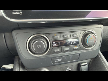 Photo 18 du bon plan NISSAN Leaf 150ch 40kWh Acenta 22 occasion à 16999 €