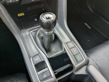 Photo 23 du bon plan HONDA Civic 1.0 i-VTEC 126ch Exclusive 5p 2020 occasion à 15959 €