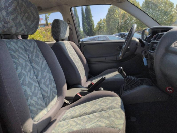 Photo 14 du bon plan SUZUKI Vitara 1.6 16s 3p occasion à 5980 €
