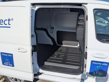 Photo 13 du bon plan FORD Transit Connect VUL L2 1.5 EcoBoost 150ch PHEV Limited BVA6 occasion à 34791 €