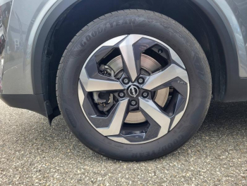 Photo 10 du bon plan NISSAN Qashqai e-POWER 190ch N-Connecta occasion à 26890 €