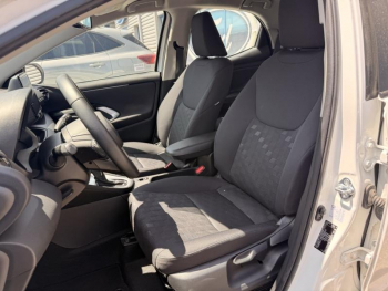 Photo 11 du bon plan TOYOTA Yaris 116h Dynamic 5p MY22 occasion à 19189 €
